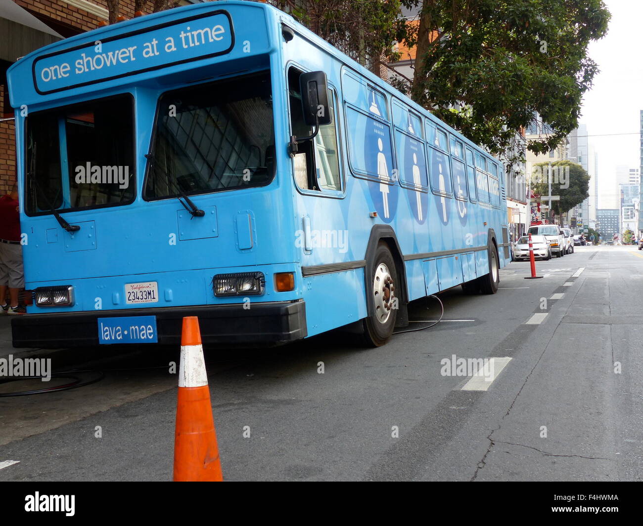 San Francisco, California, USA. 15th Oct, 2015. A shower bus that reads