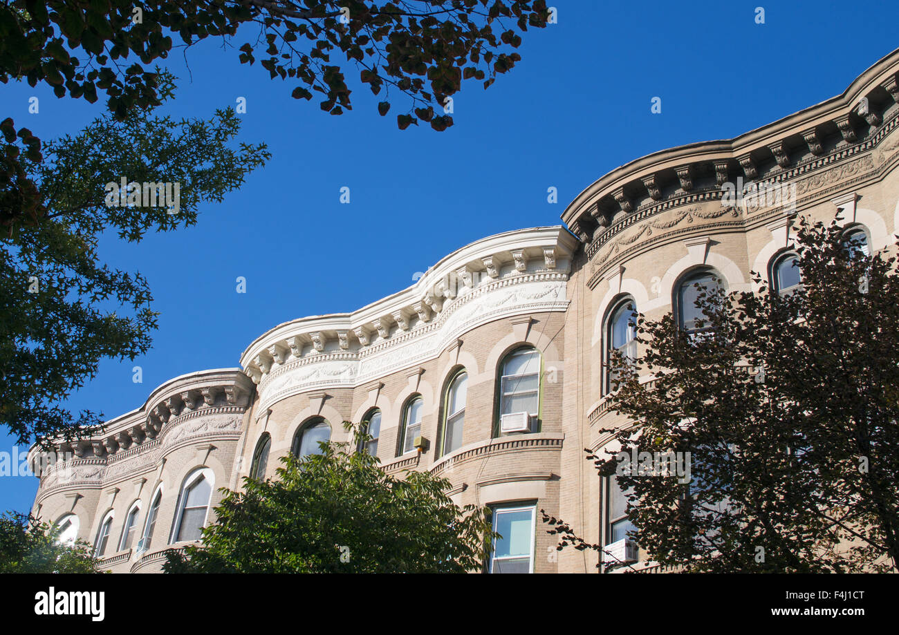 Houses or apartment buildings along 8th Street, Park Slope Historic District, Brooklyn, NYC, USA Stock Photo
