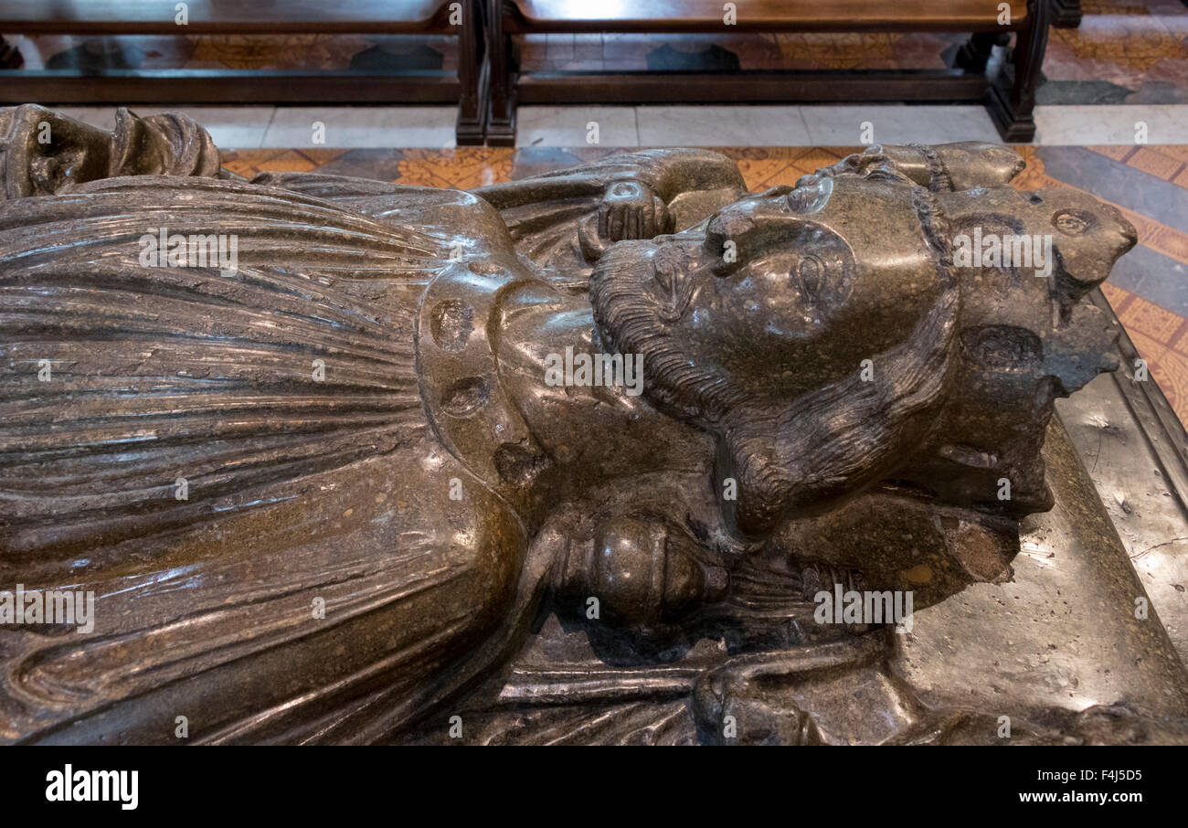 Effigy of King John, Worcester Cathedral, Worcester, England, United Kingdom, Europe Stock Photo