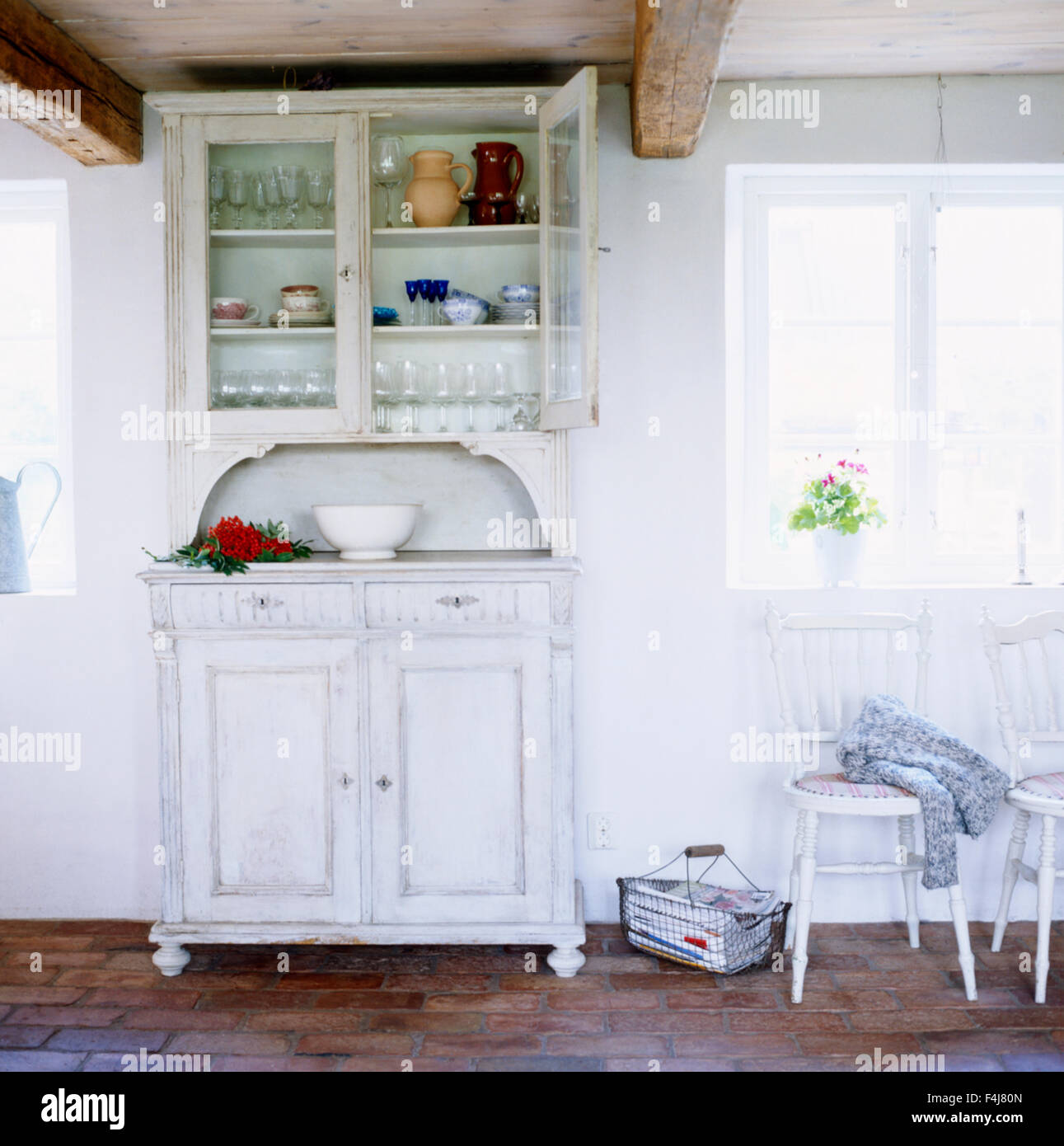 Antique glass hires stock photography and images Alamy