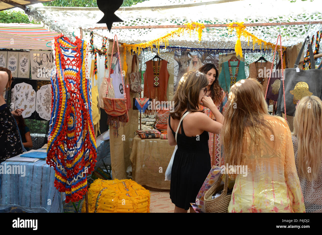 Las Dalias, hippy market at San Carlos on Ibiza Stock Photo - Alamy