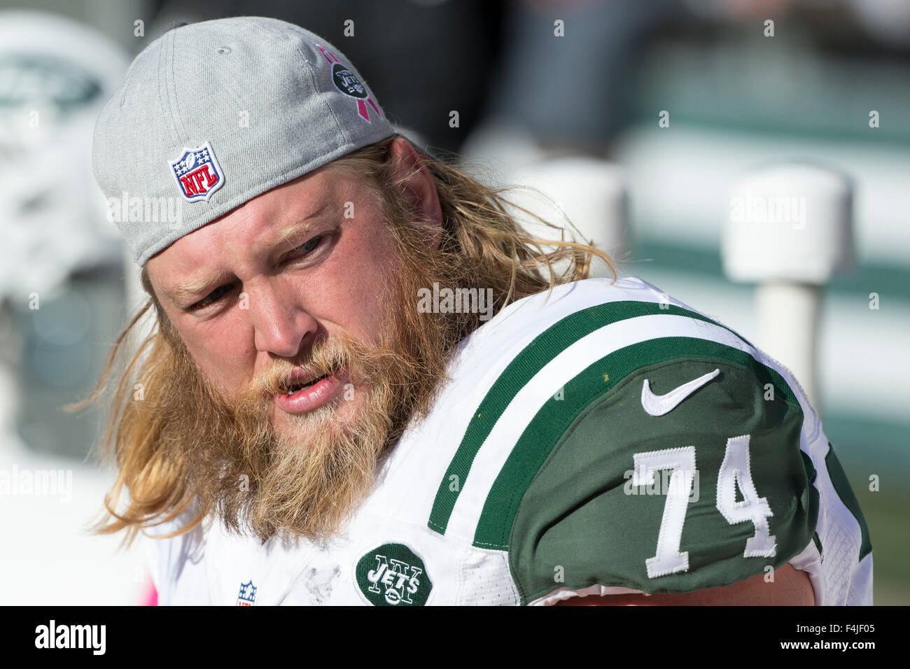 Nick mangold new york jets hi-res stock photography and images - Alamy