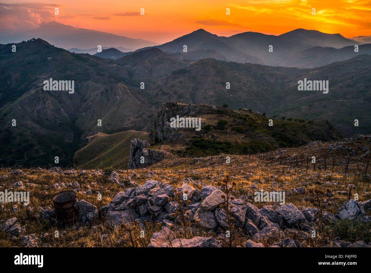 Italy Sicily Roccafiorita The spectacular scenery of the Peloritans in Sicily. The colors of the evening evoke the silence of nature. Stock Photo