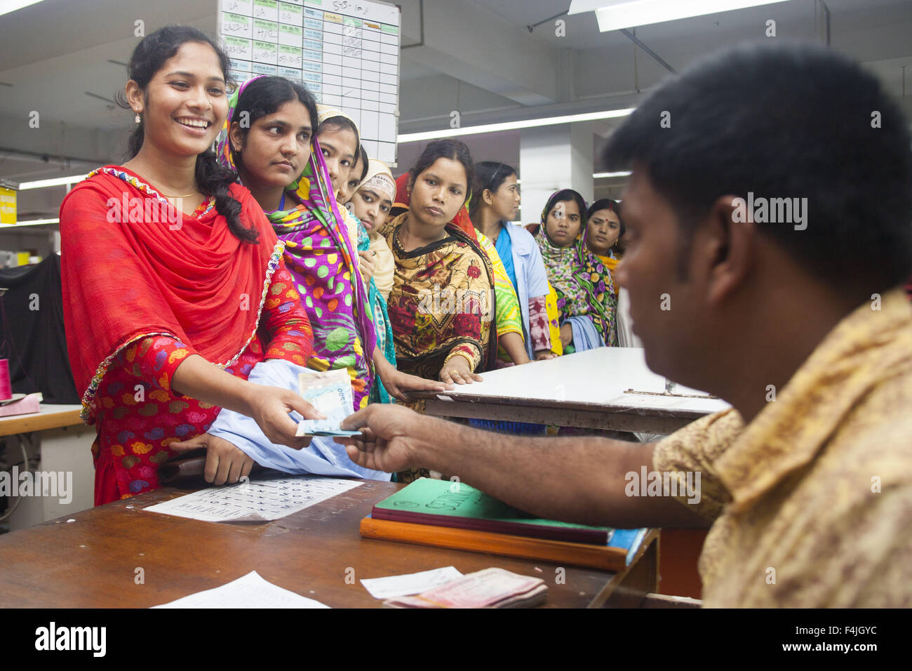 Dhaka, Bangladesh. 23rd Sep, 2015. Bangladeshi garments worker Shima