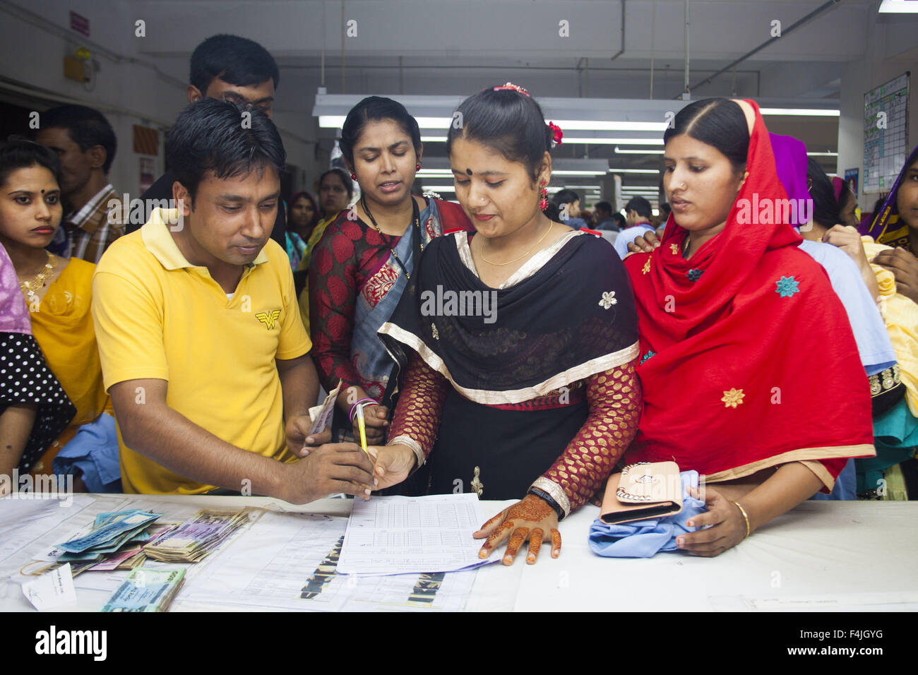 Dhaka, Bangladesh. 23rd Sep, 2015. Bangladeshi garments worker Marufa