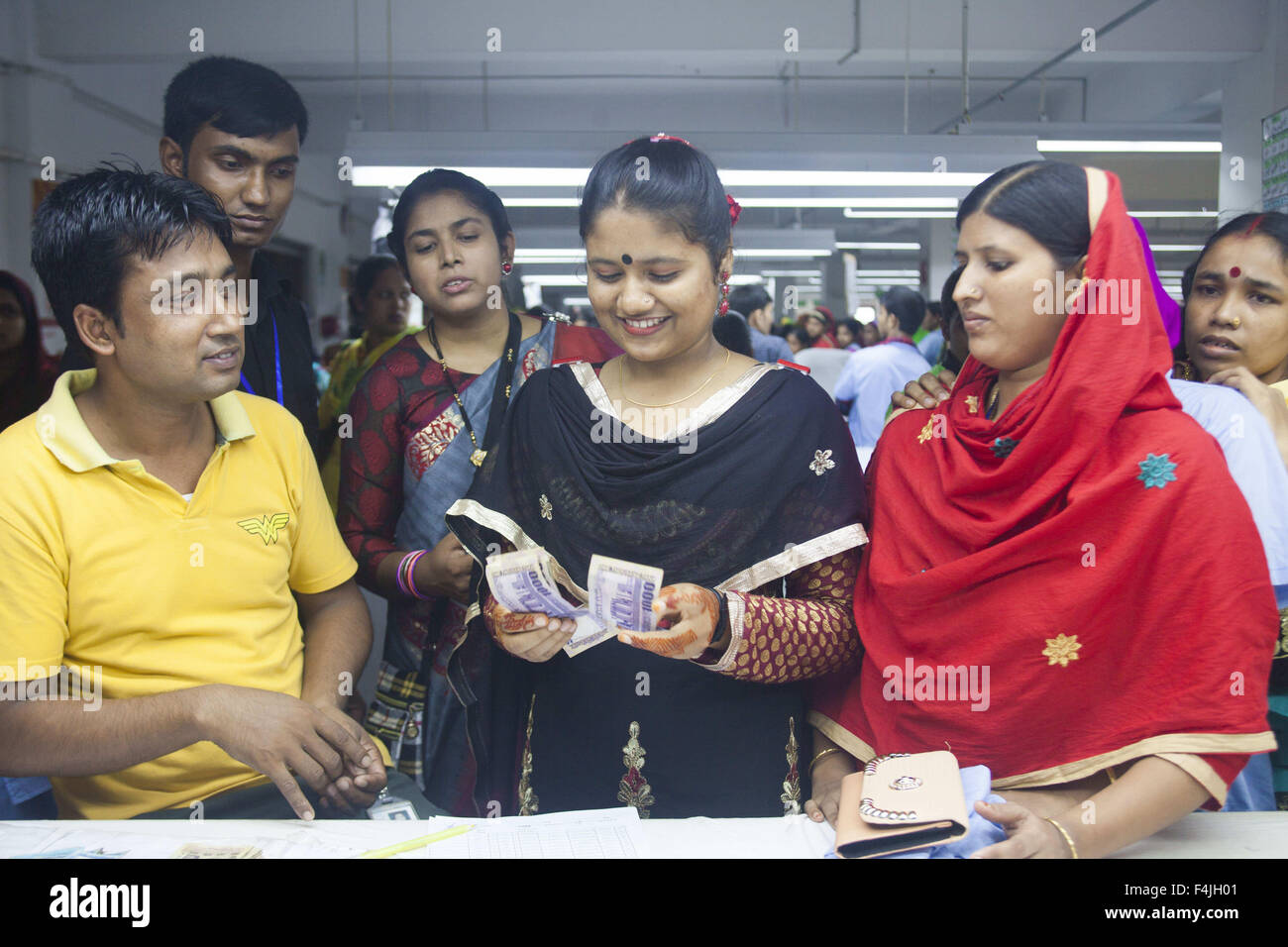 Dhaka, Bangladesh. 23rd Sep, 2015. Bangladeshi garments worker Marufa