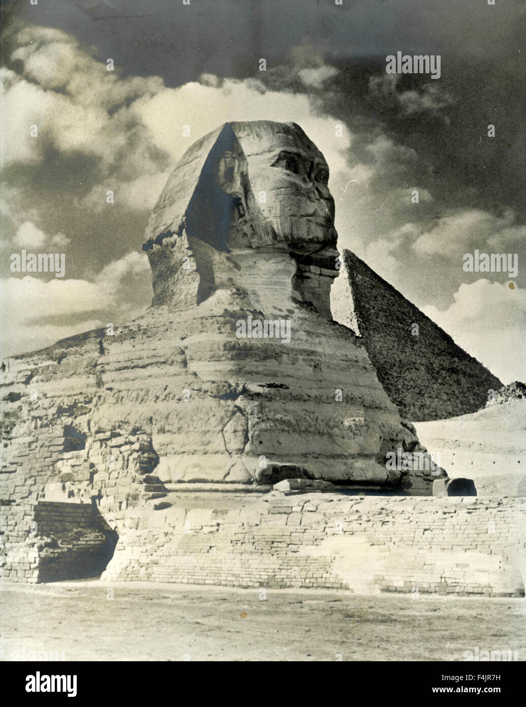 View of the Sphinx, Egypt Stock Photo - Alamy