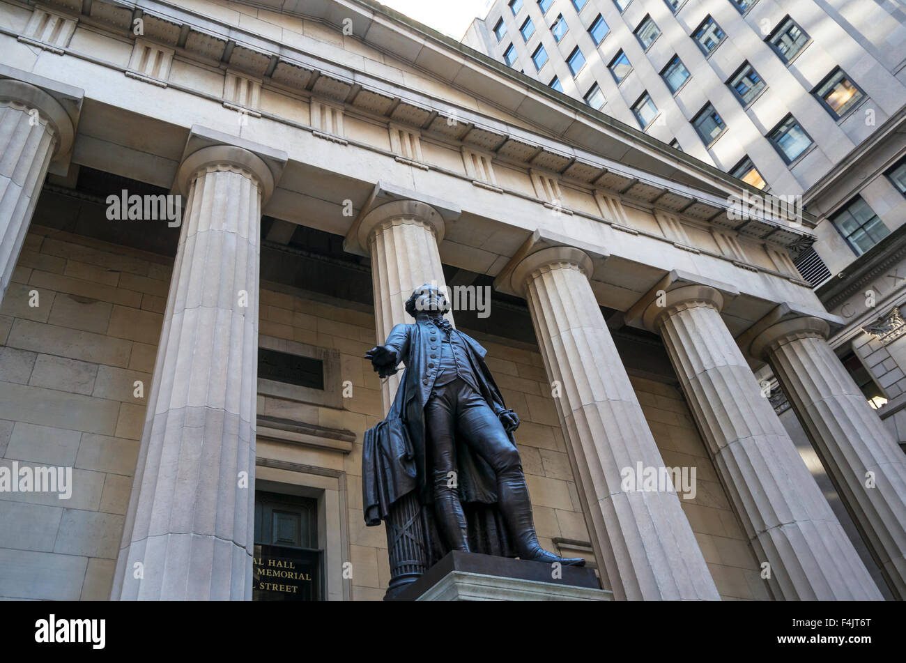 Statue of Washington at Federal Hall on Wall Street in New York