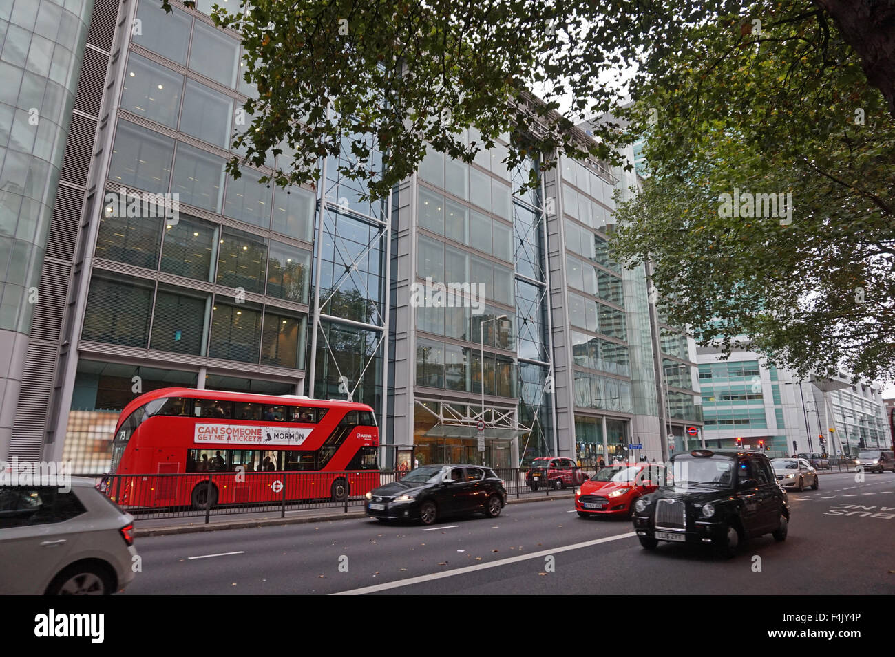 The exterior of the Wellcome Trust Headquarters, Euston Road, London Stock Photo