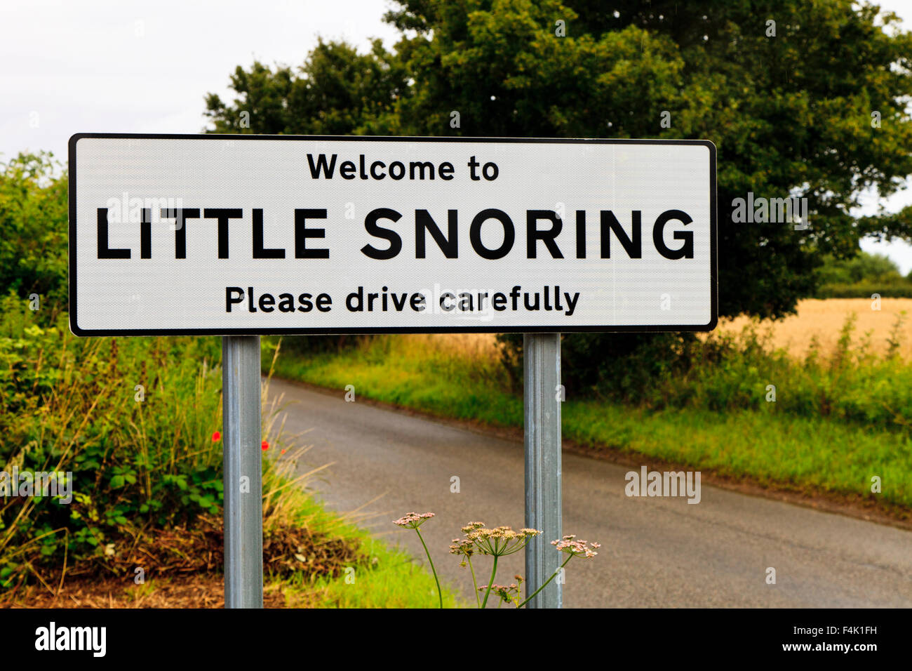 Welcome uk. Фото на тему " английский юмор". Funny Town names. Funny English names. Английский юмор примеры.