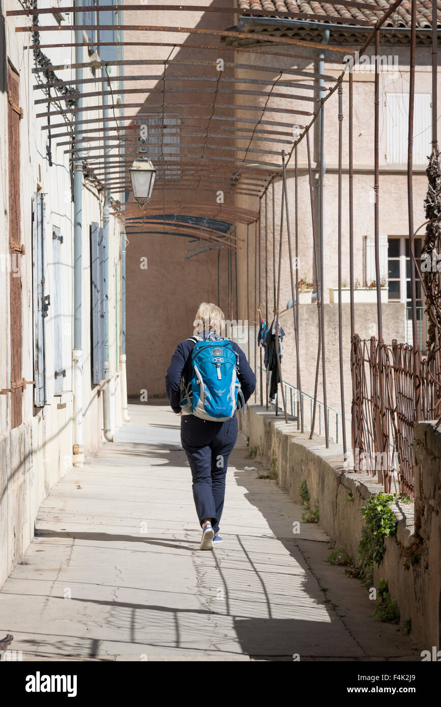 Woman walking street hi-res stock photography and images - Alamy