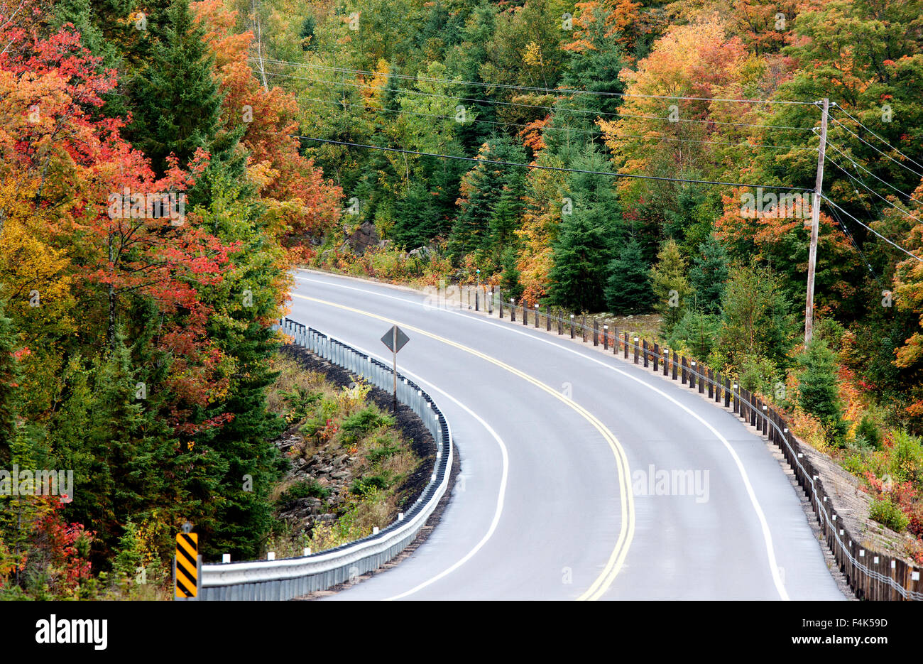 Algonquin Park Muskoka Ontario fall autumn colors Stock Photo - Alamy