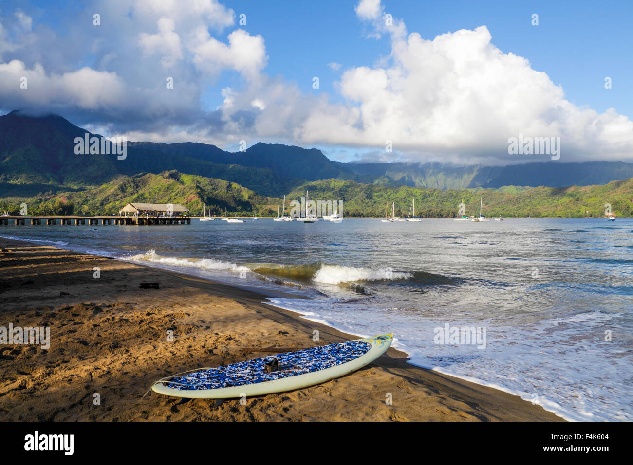 Hanalei Bay on Kauai Stock Photo Alamy