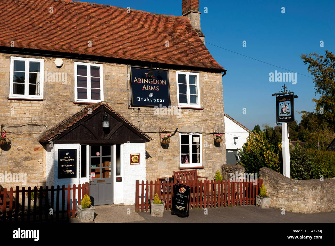The Abingdon Arms, Beckley, Oxfordshire, England, UK Stock Photo Alamy