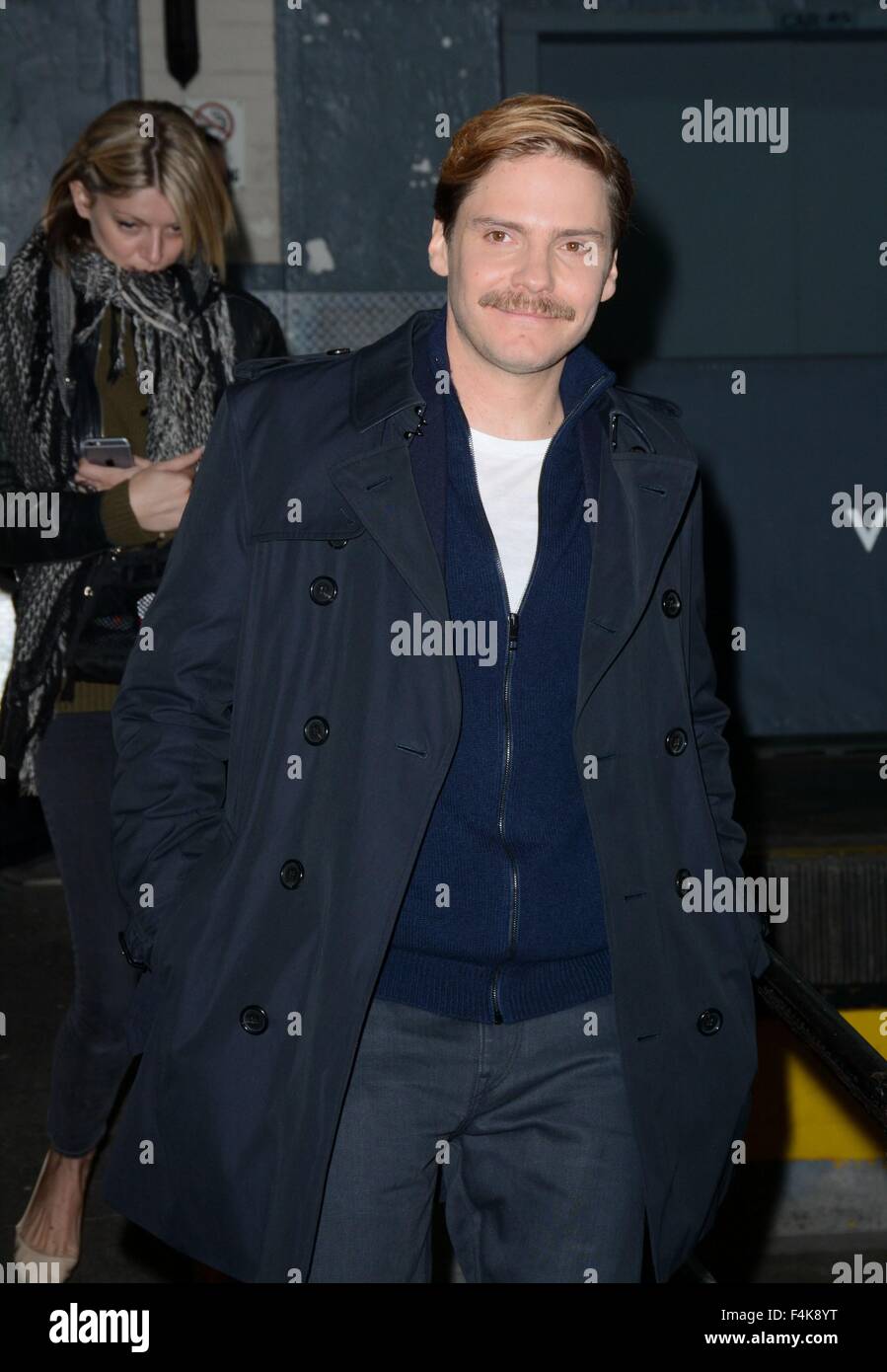 New York, NY, USA. 19th Oct, 2015. Daniel Bruhl out and about for Celebrity Candids - MON, New York, NY October 19, 2015. Credit:  Derek Storm/Everett Collection/Alamy Live News Stock Photo