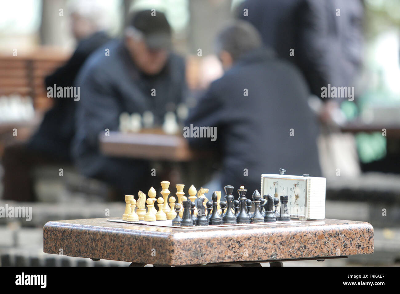 Kiev, Ukraine. 19th Oct, 2015. The Shevchenko Park is the most popular place in Kiev. One of the park's zests is a ground with tables where the chess players, domino, backgammon and other board games lovers compete 24/7. © Nazar Furyk/ZUMA Wire/Alamy Live News Stock Photo