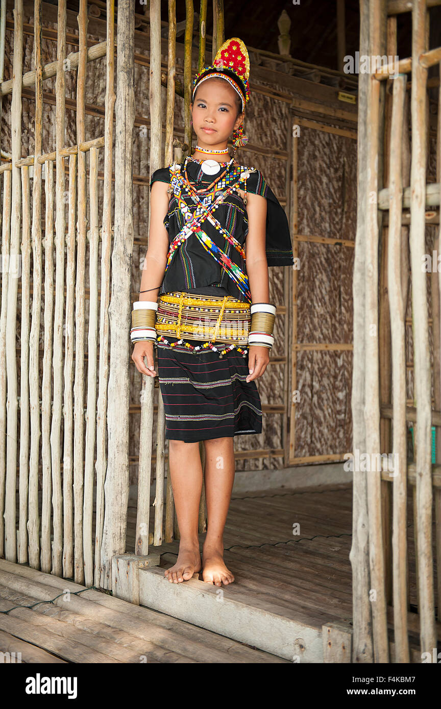 A young lady from Rungus ethnic wearing traditional costume Stock Photo ...
