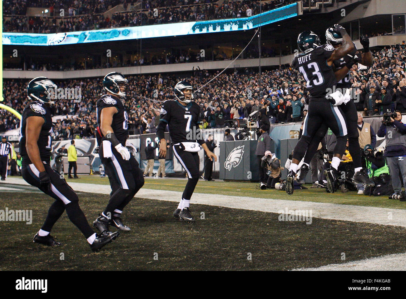 Philadelphia, Pennsylvania, USA. 19th Oct, 2015. Philadelphia Eagles running back DeMarco Murray (29) celebrates his touchdown run with Philadelphia Eagles wide receiver Josh Huff (13) during the NFL game between the New York Giants and the Philadelphia Eagles at Lincoln Financial Field in Philadelphia, Pennsylvania. The Philadelphia Eagles won 27-7. Christopher Szagola/CSM/Alamy Live News Stock Photo