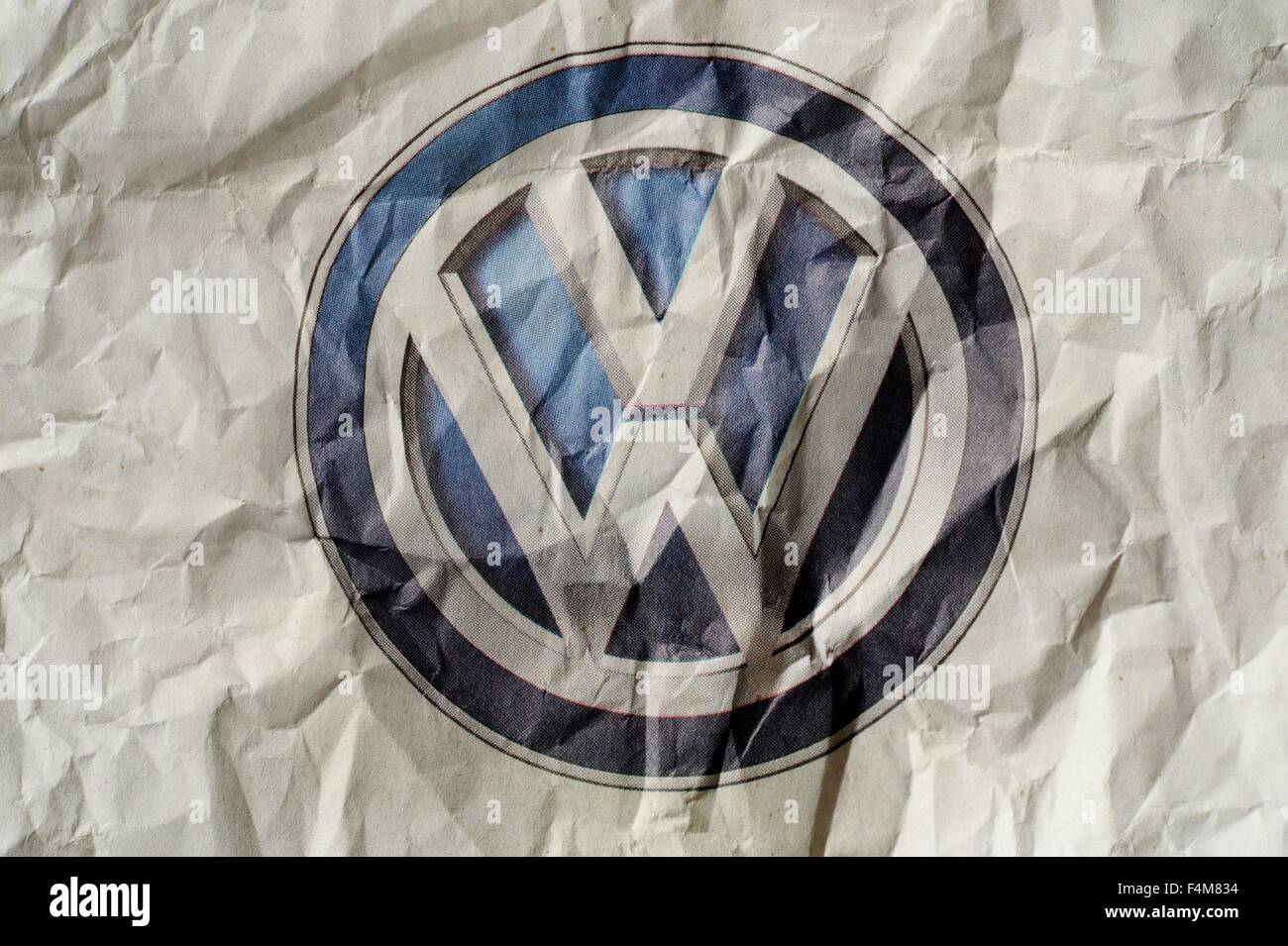 The crinkled logo of VW, Germany, city of Osterode, 20. October 2015. Photo: Frank May Stock Photo