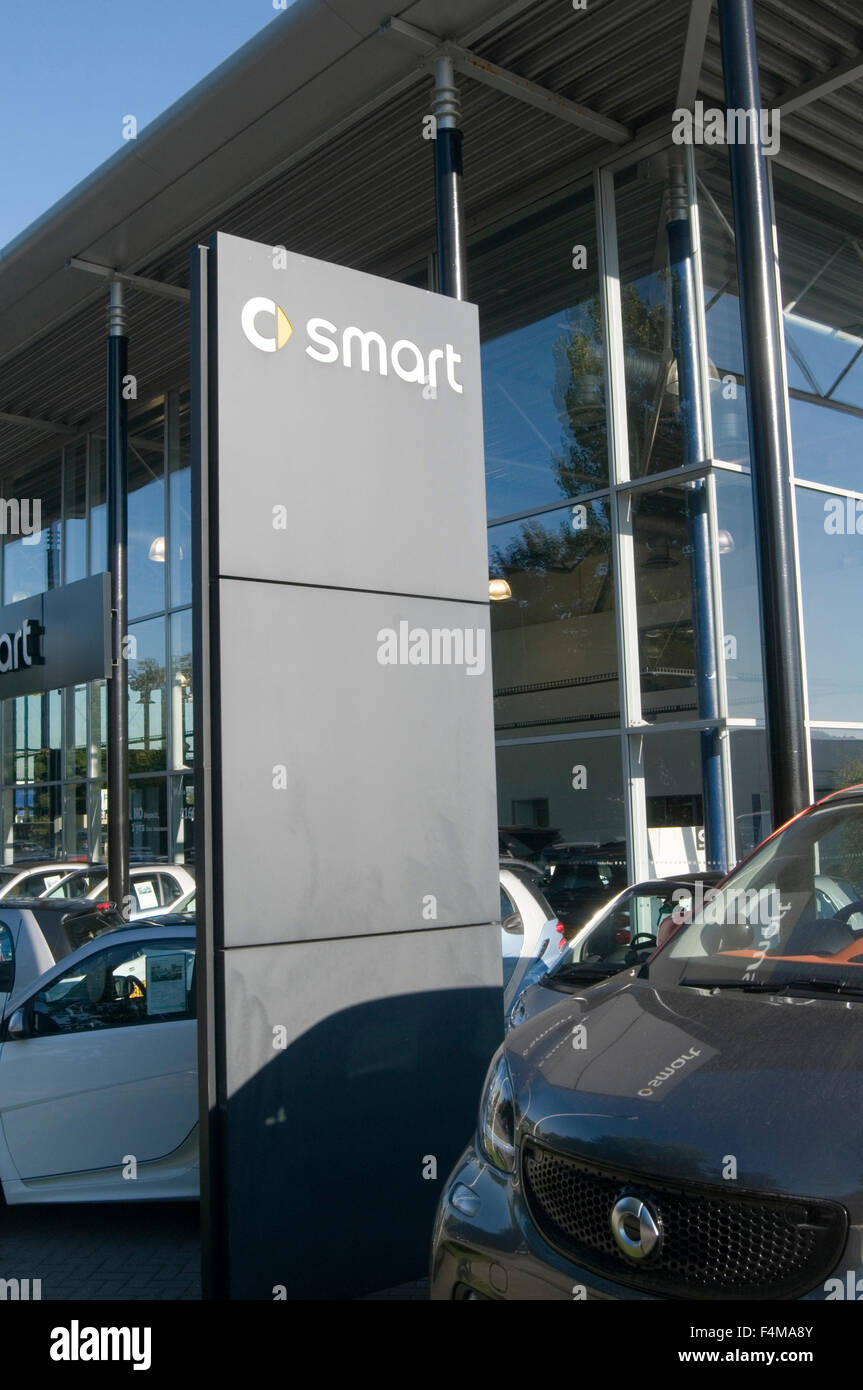 Smart Car High Resolution Stock Photography and Images Alamy