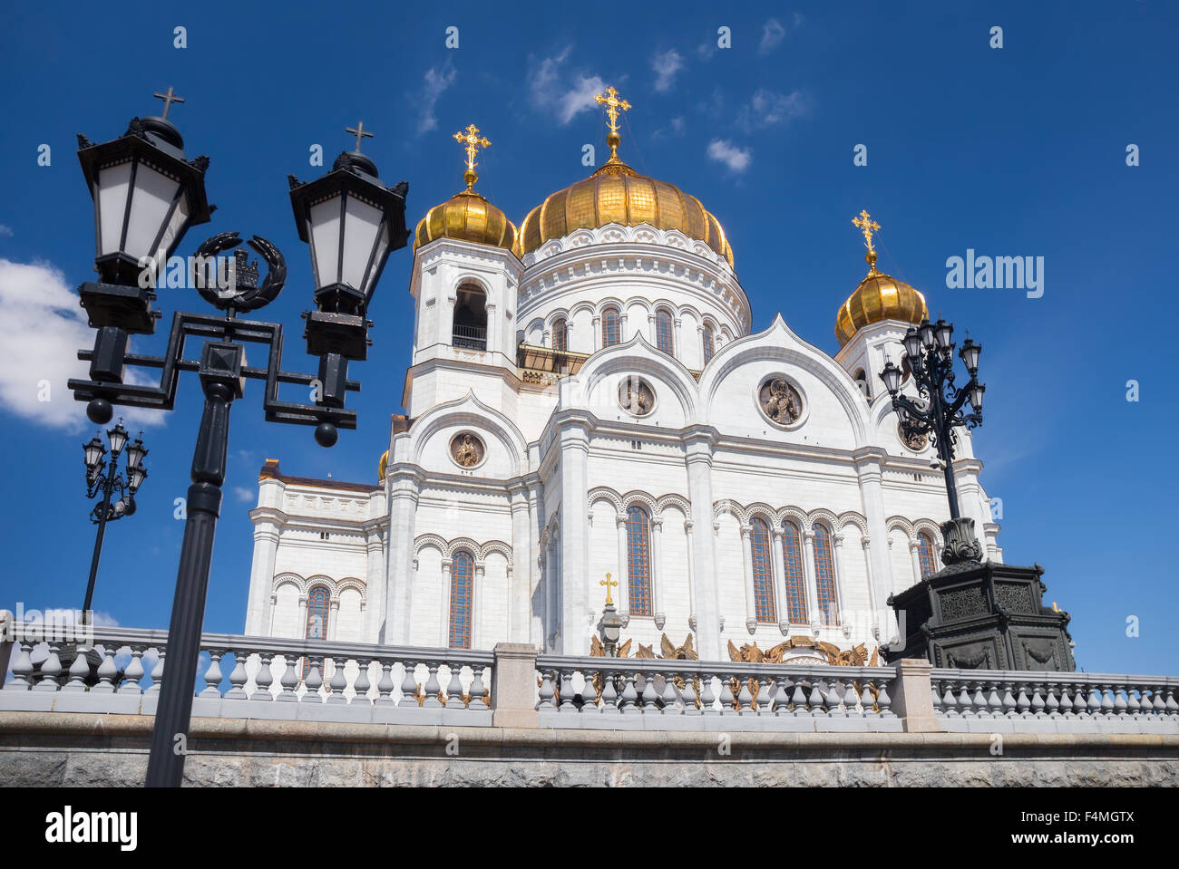 Cupolas of the Cathedral of Christ the Savior and lanterns in Moscow, Russia Stock Photo