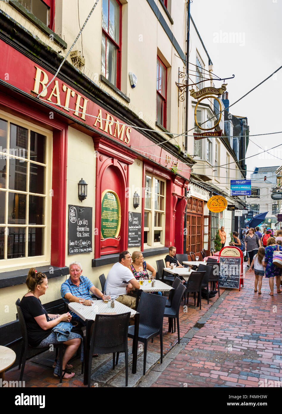 Pub and shops on Meeting House Lane in The Lanes area of Brighton, East Sussex, England, UK Stock Photo