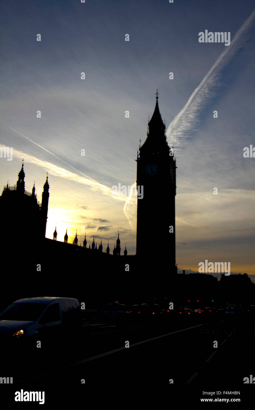 Westminster London, UK. 20th October 2015. Big Ben and the Houses of Parliament are silhouetted during a colorful sunset Credit:  amer ghazzal/Alamy Live News Stock Photo