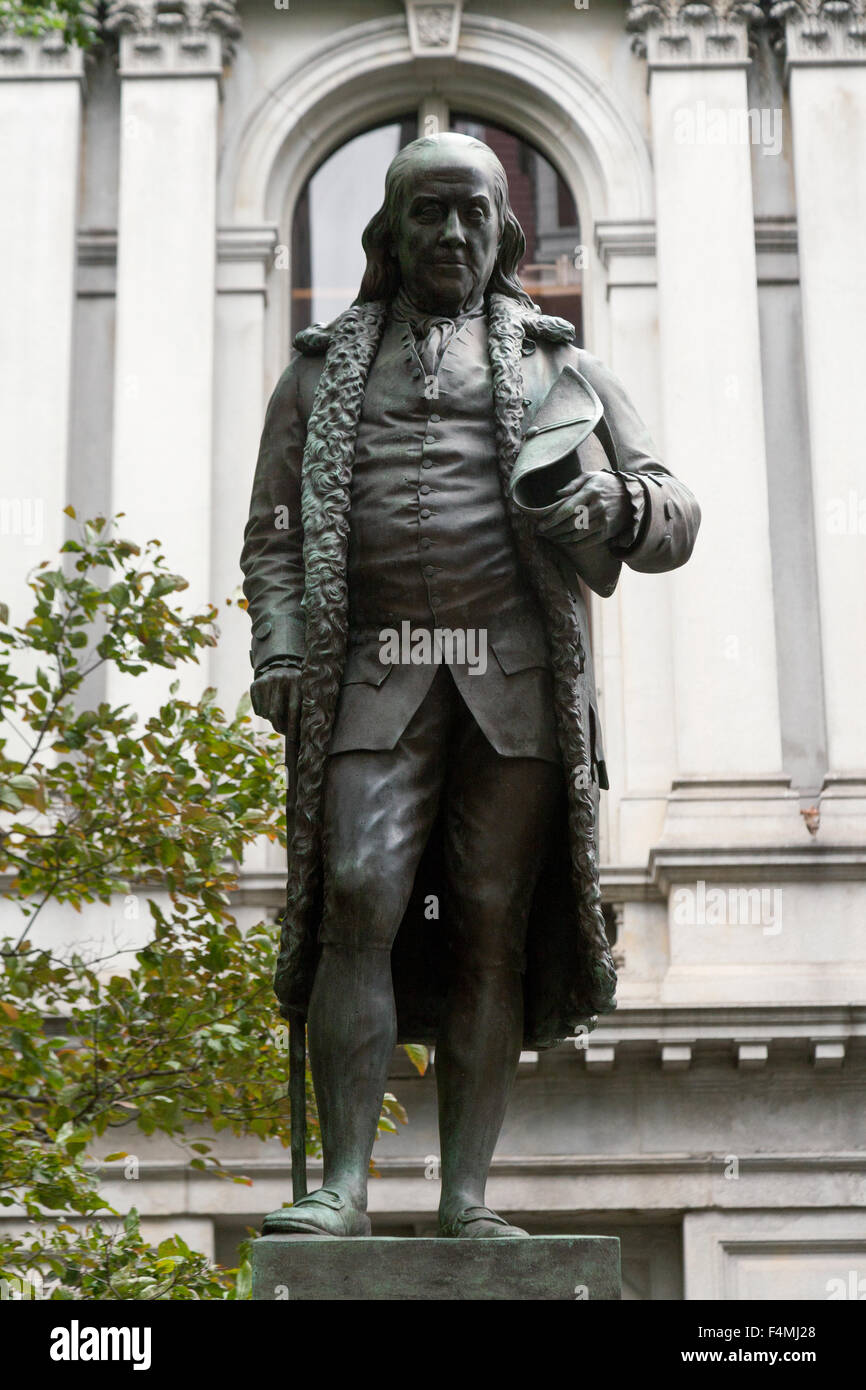 Statue of Benjamin Franklin, in the grounds of the Old Latin School, School St., Boston Massachusetts USA Stock Photo