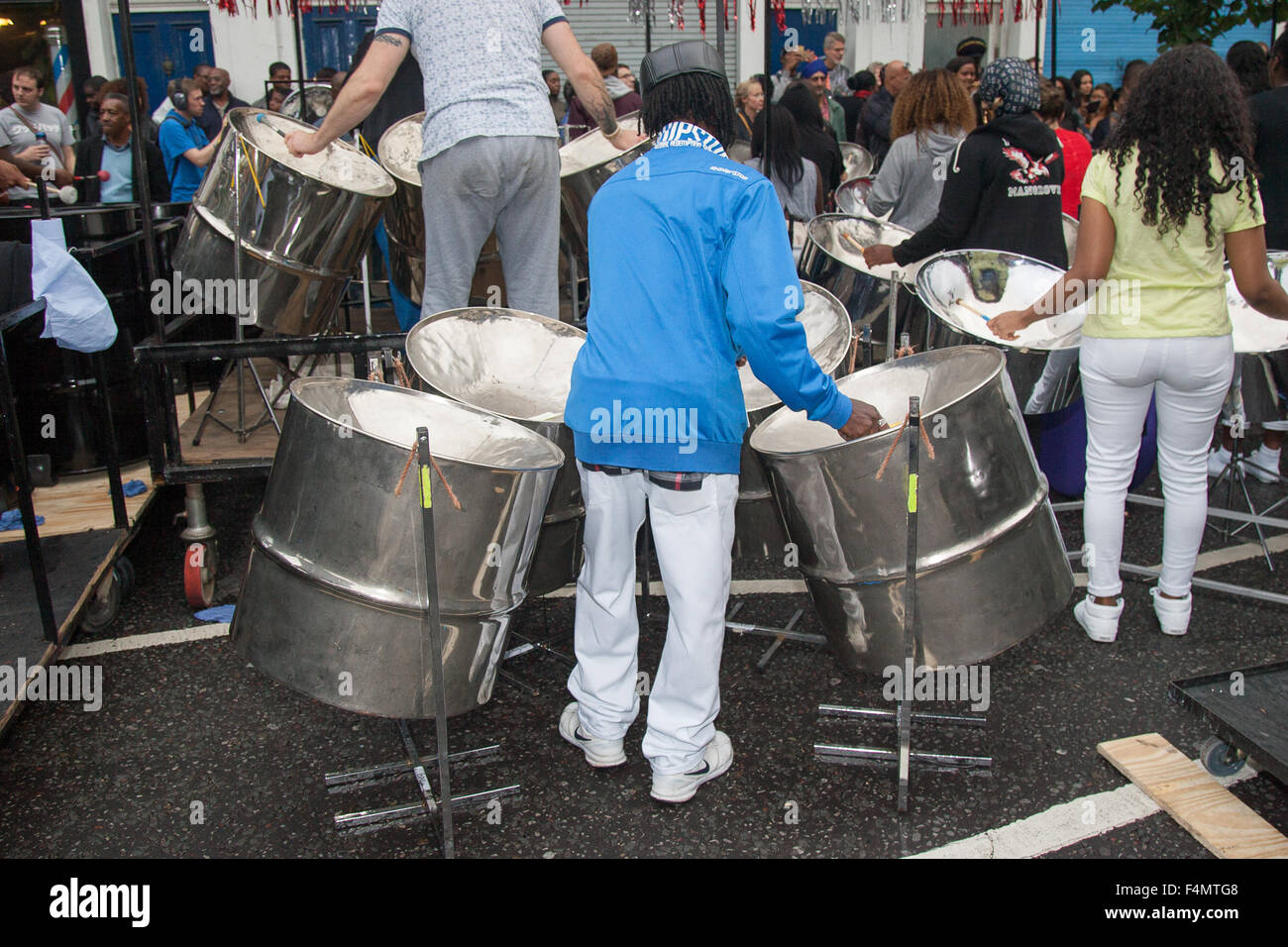 calypso steel band float music notting hill carnival Stock Photo Alamy