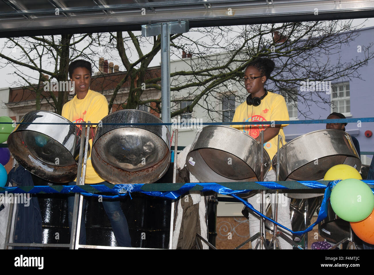 calypso steel band float music notting hill carnival Stock Photo Alamy