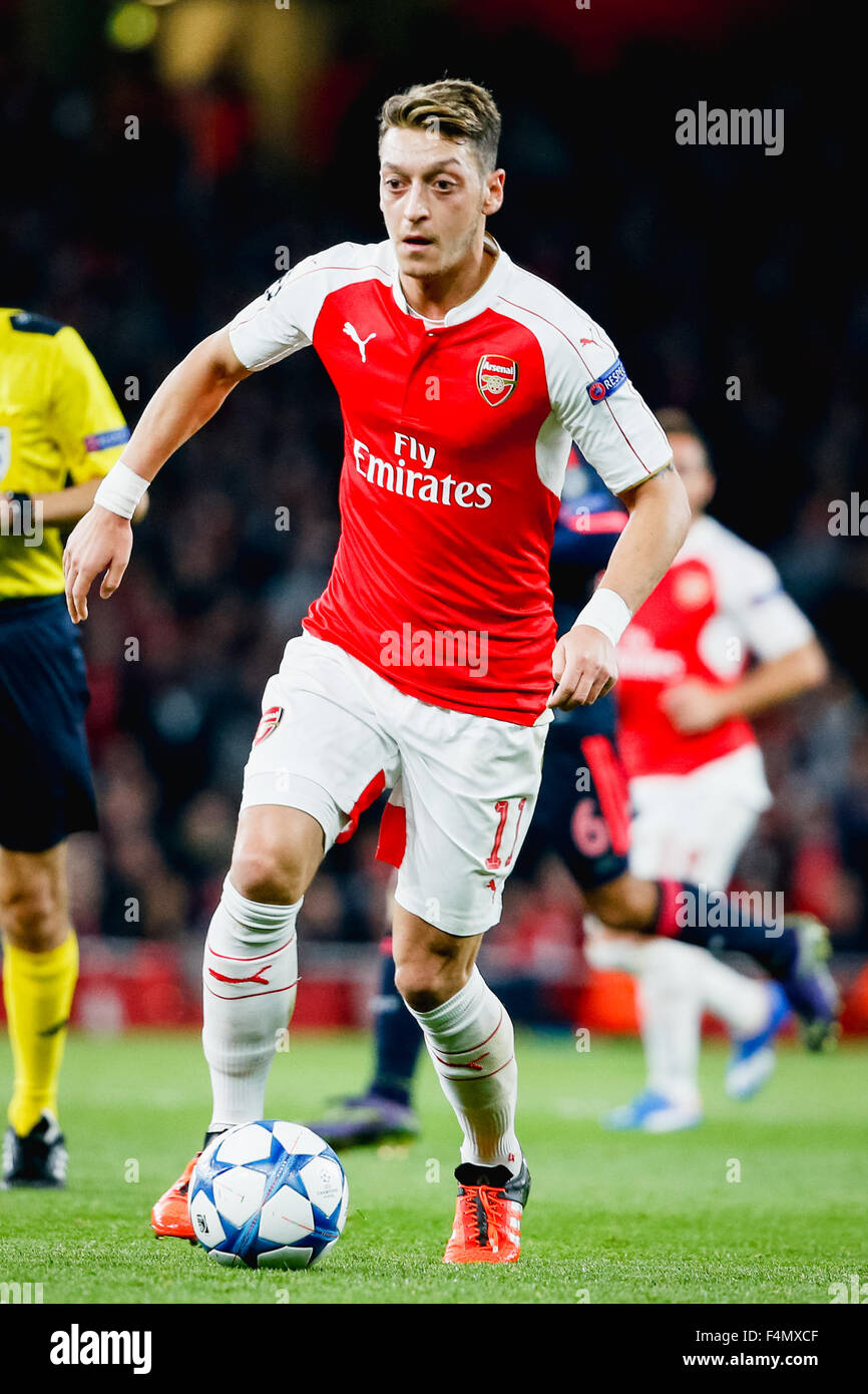 Soccer Uefa Champions League Stage Group Munich Arsenal Hi res Stock soccer-uefa-champions-league-stage-group-munich-arsenal-hi-res-stock