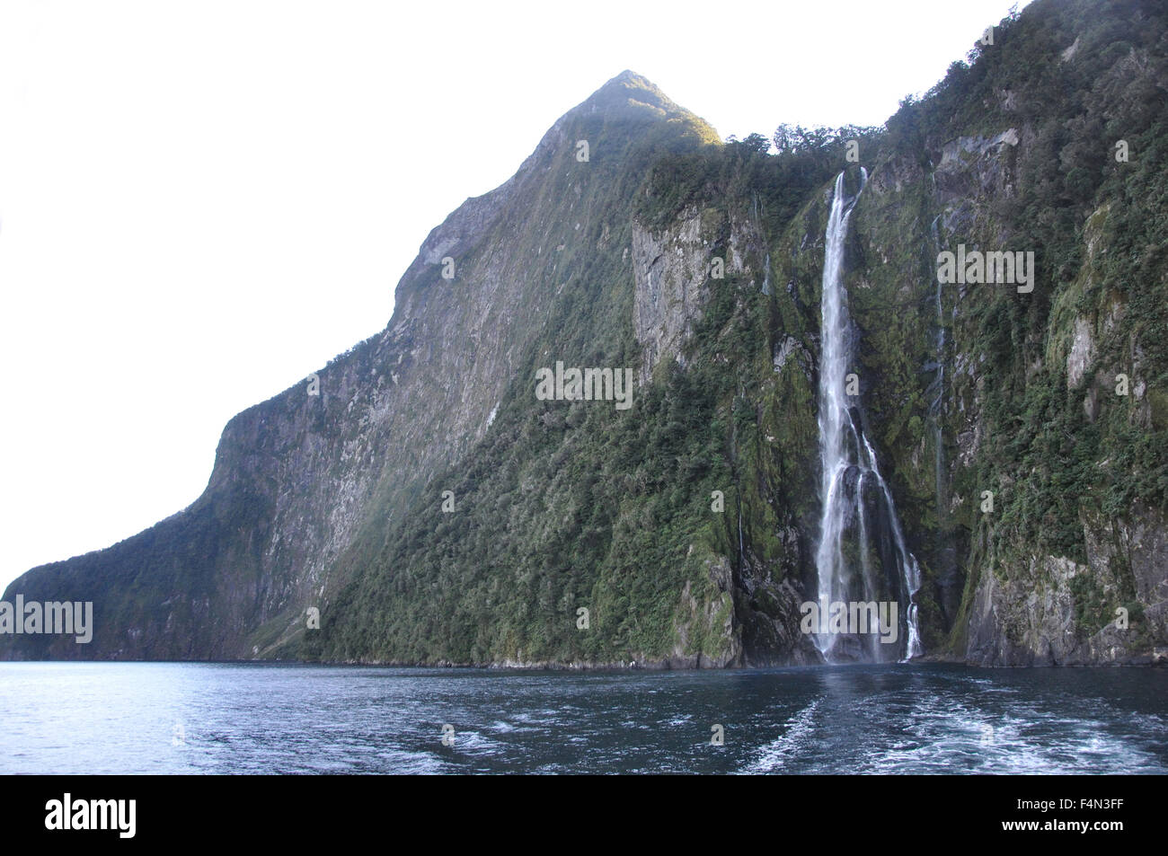 Stirling Falls, Milford Sound, Fiordland, New Zealand Stock Photo