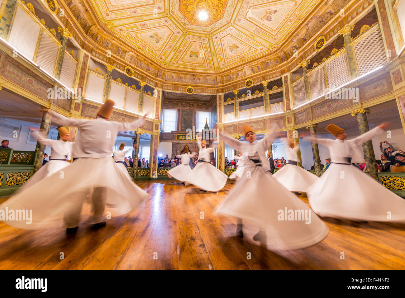 Dancing dervishes from the Sufi Mevlevi Order, Sema-Zerimonie, dervish dance, Sema, Mevlevihanesi Müzesi, Istanbul, Türkei Stock Photo