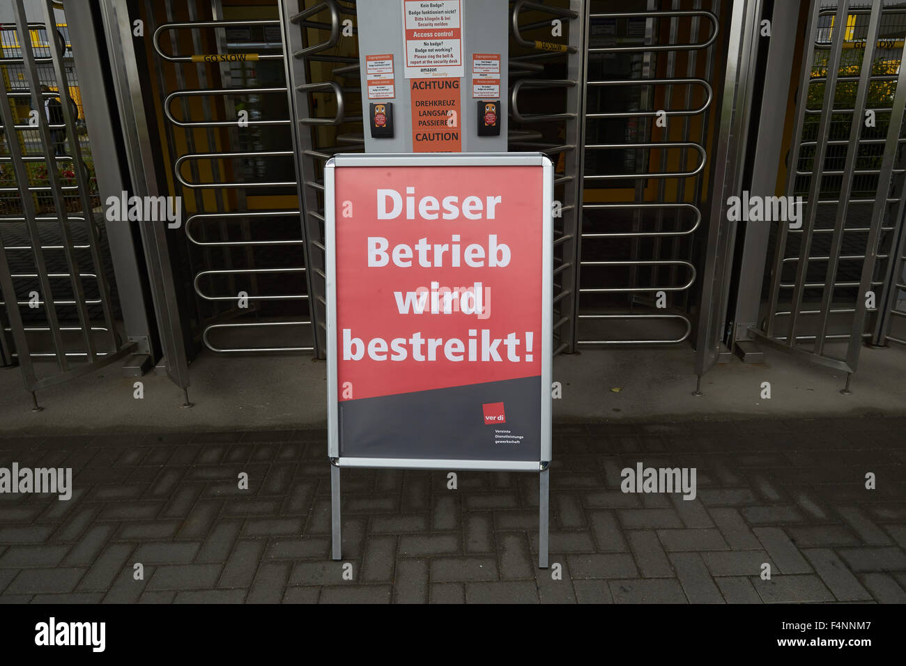 Strike signboard on 09.23.2015 at the gate of the Amazon building in Koblenz, Rhineland-Palatinate, Germany Stock Photo