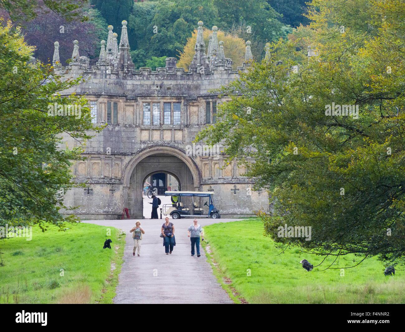 Gatehouse to Lanhydrock House, Cornwall, England, UK Stock Photo Alamy