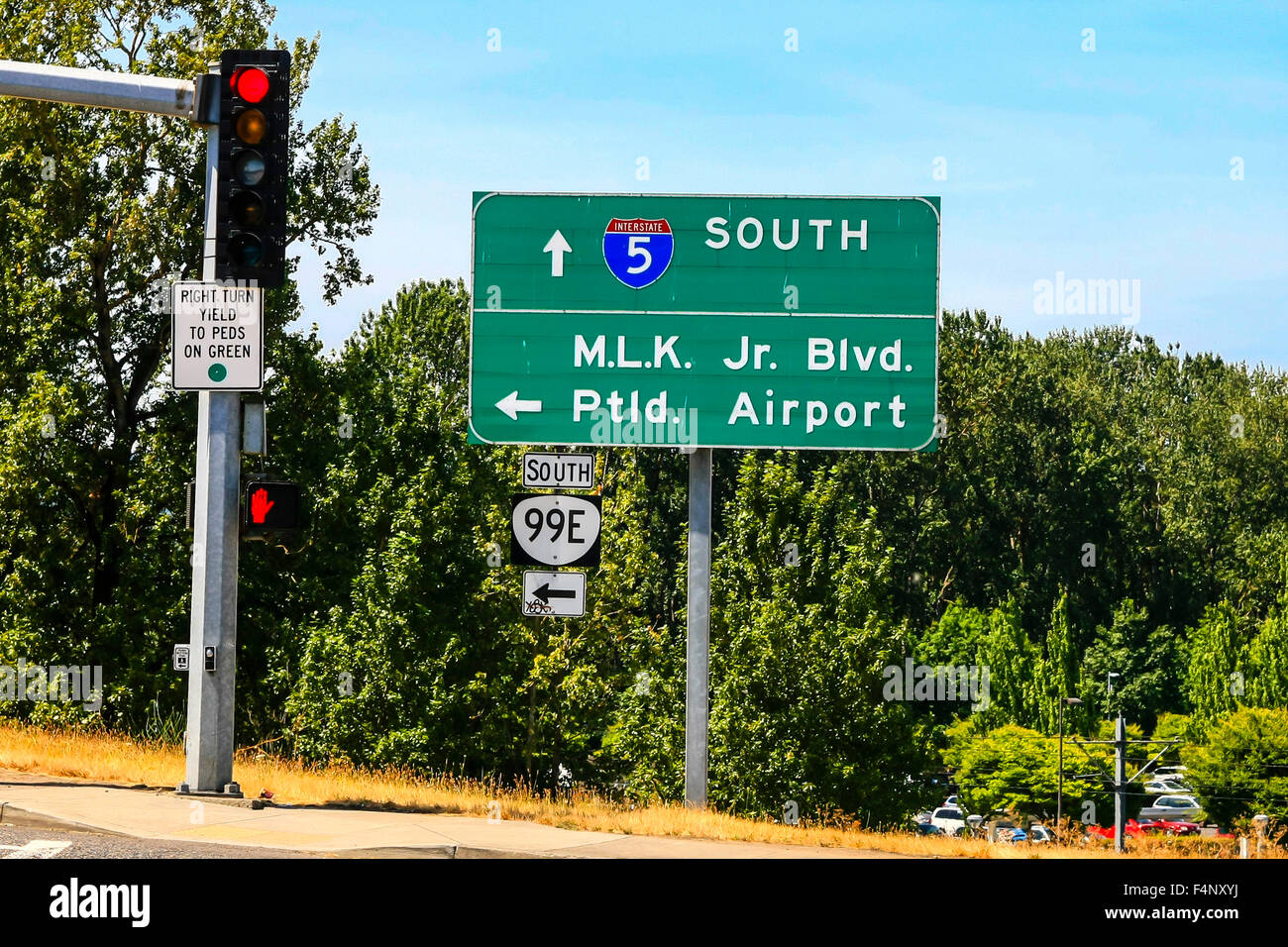 Green traffic sign on US 120 pointing to I5 South and MLK in Portland