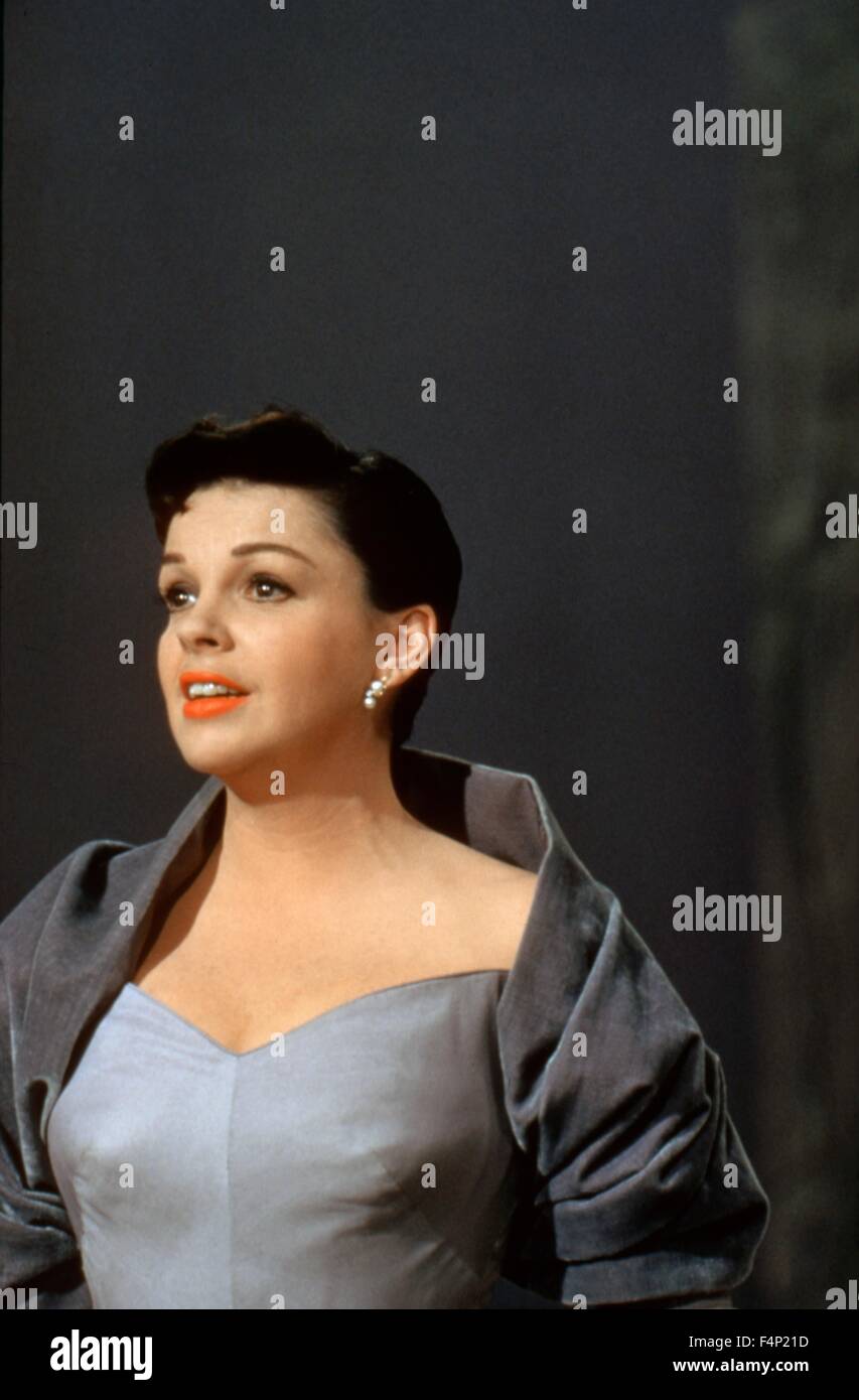 Judy Garland / A Star Is Born 1954 directed by George Cukor Stock Photo