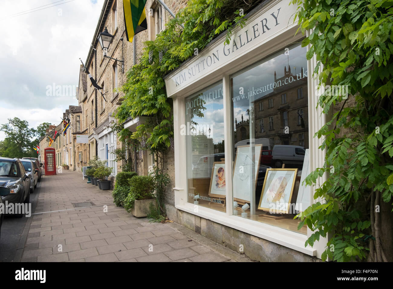 Kim Sutton Art Gallery in the High Street in Fairford, Gloucestershire, UK Stock Photo