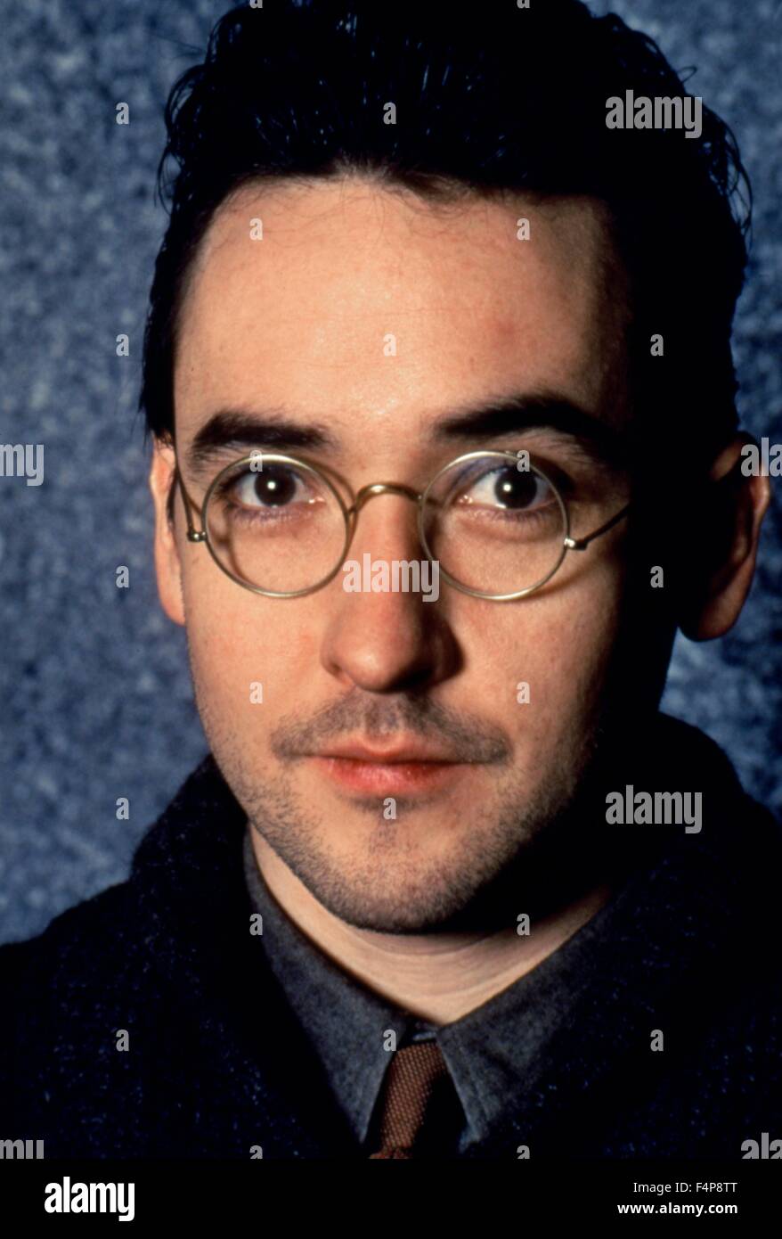 John Cusack / Bullets Over Broadway 1994 directed by Woody Allen Stock Photo