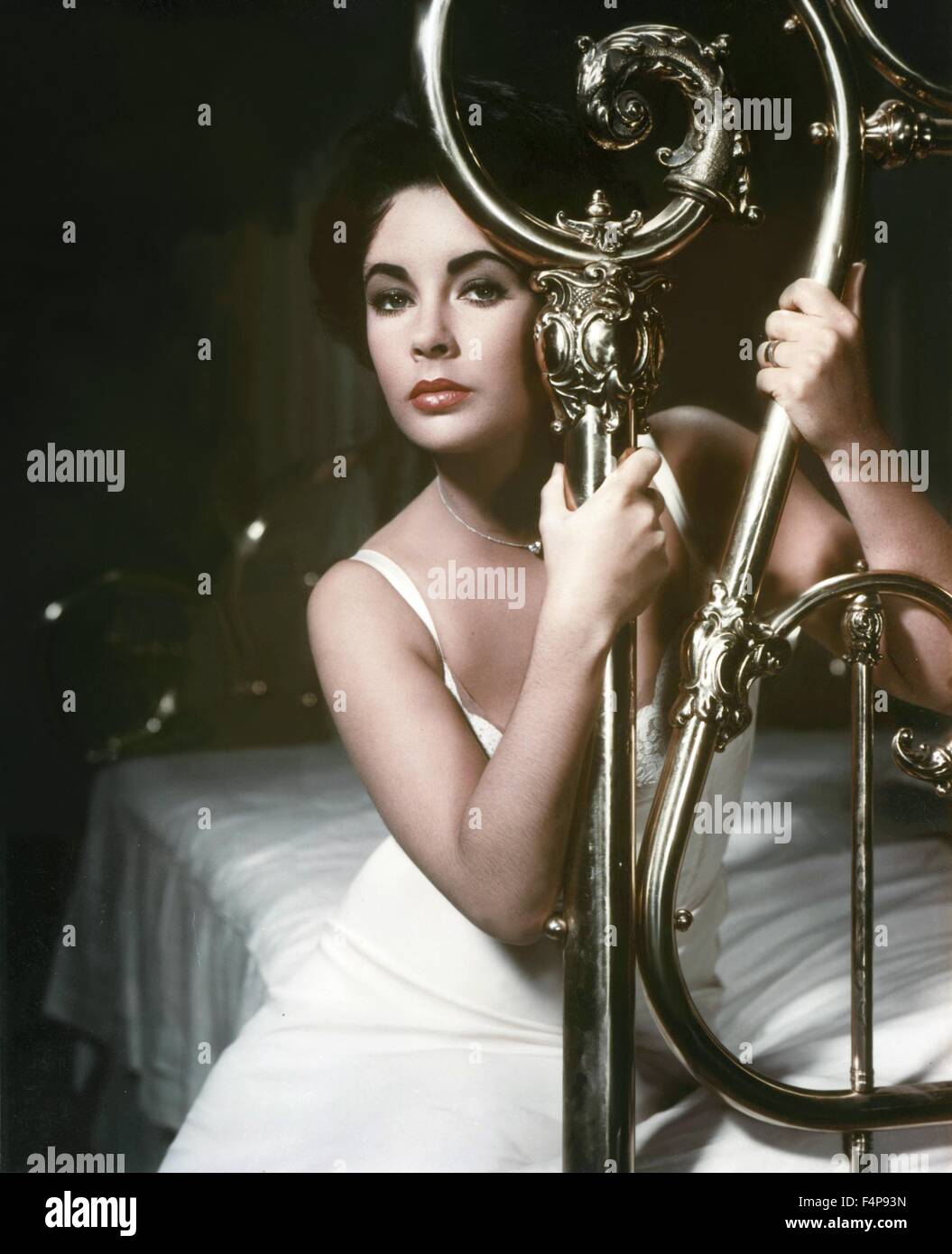 Elizabeth Taylor / Cat on a Hot Tin Roof 1958 directed by Richard ...