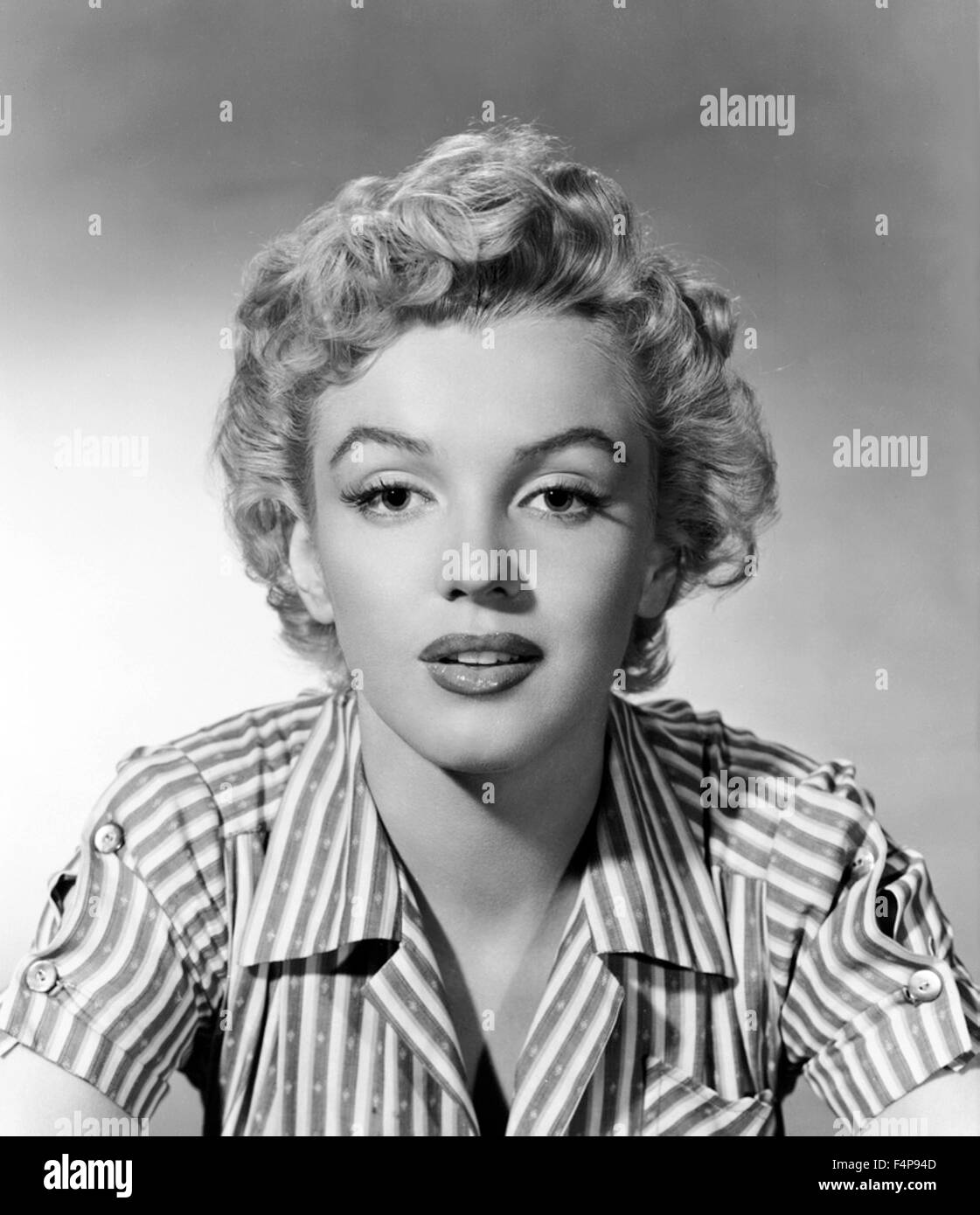 Marilyn Monroe / Clash by Night 1952 directed by Fritz Lang Stock Photo -  Alamy