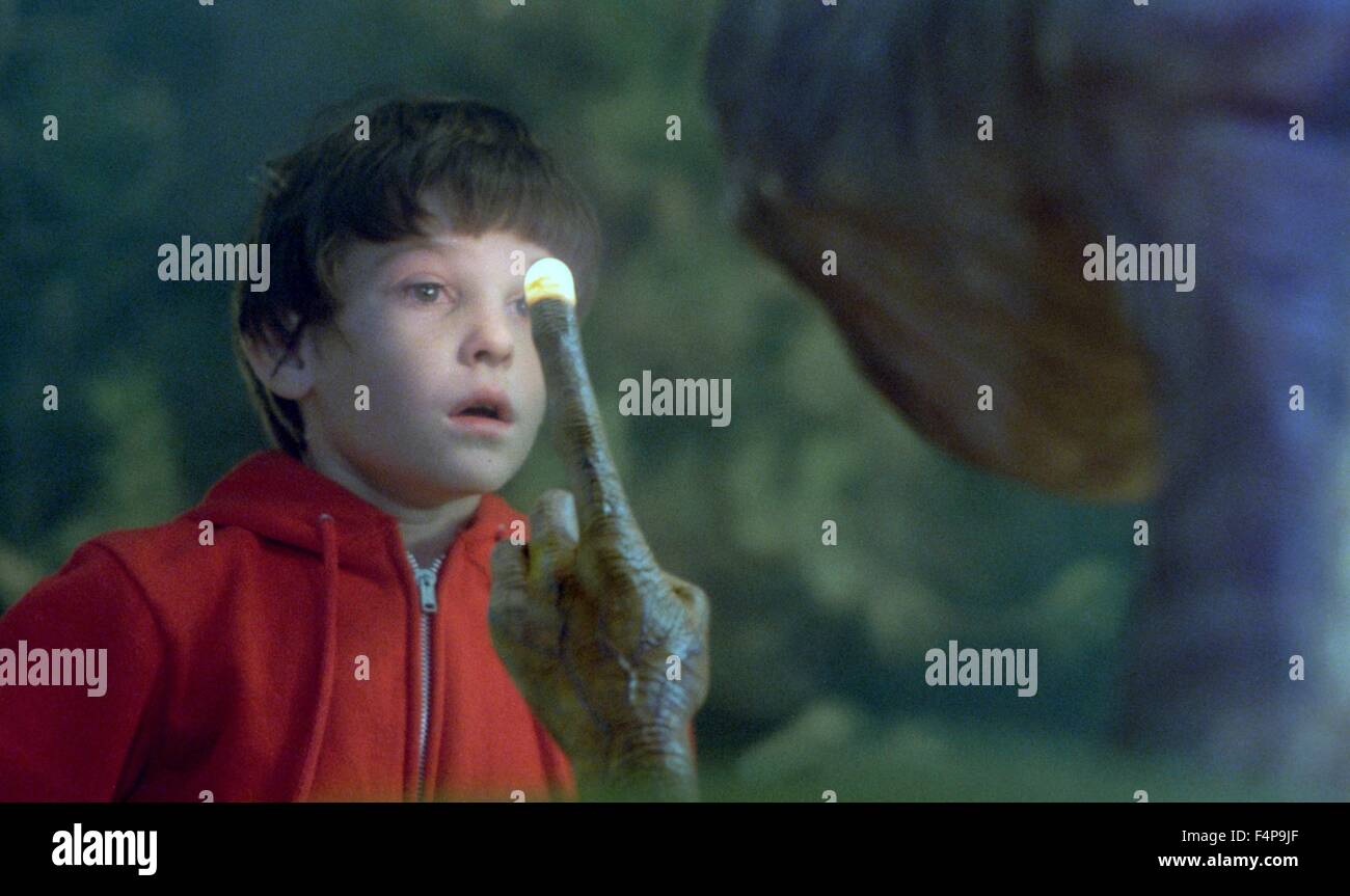 Henry Thomas / E.T: The Extra-Terrestrial 1982 directed by Steven Spielberg Stock Photo