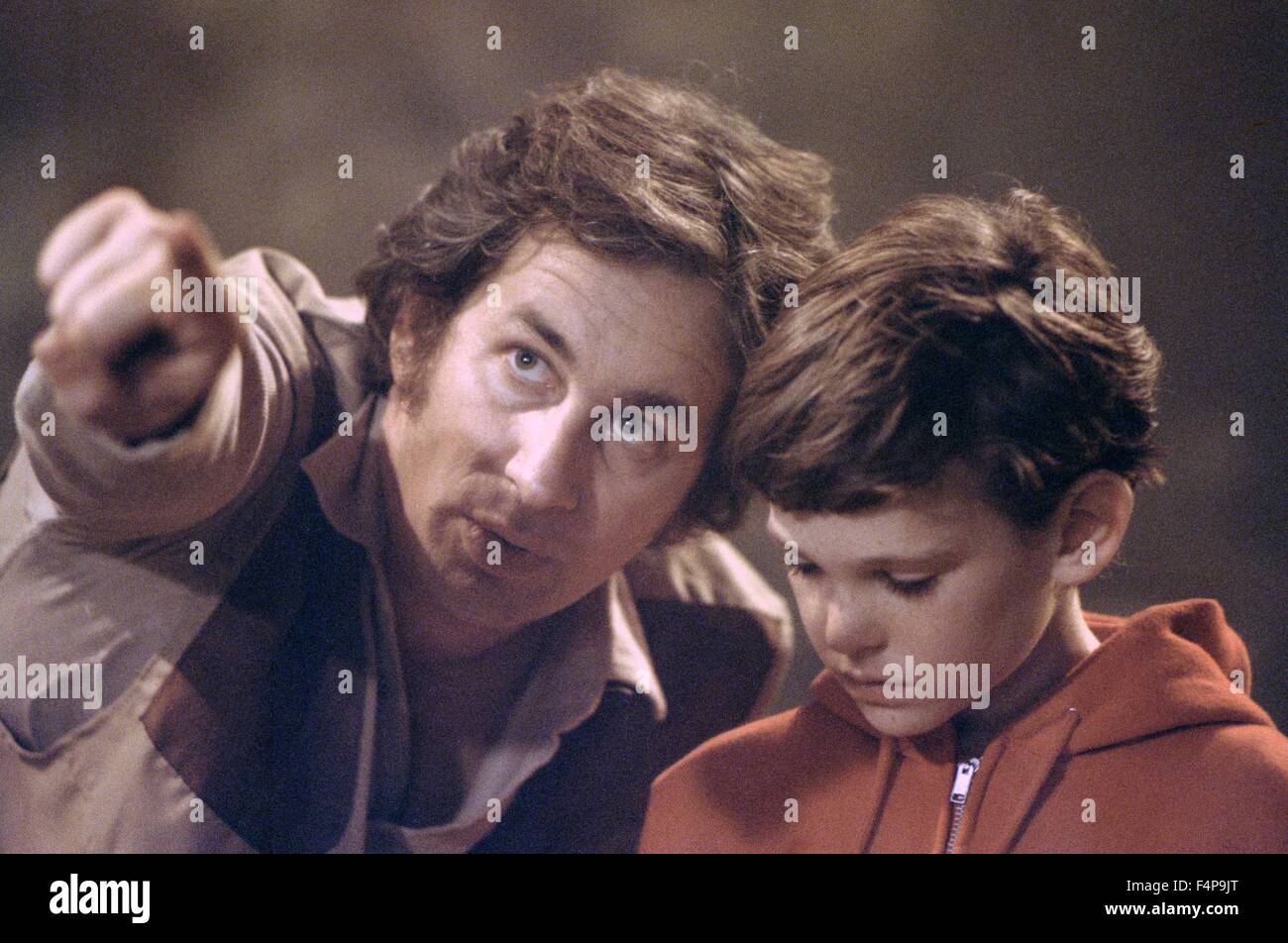 Henry Thomas, Steven Spielberg / E.T: The Extra-Terrestrial 1982 directed by Steven Spielberg Stock Photo