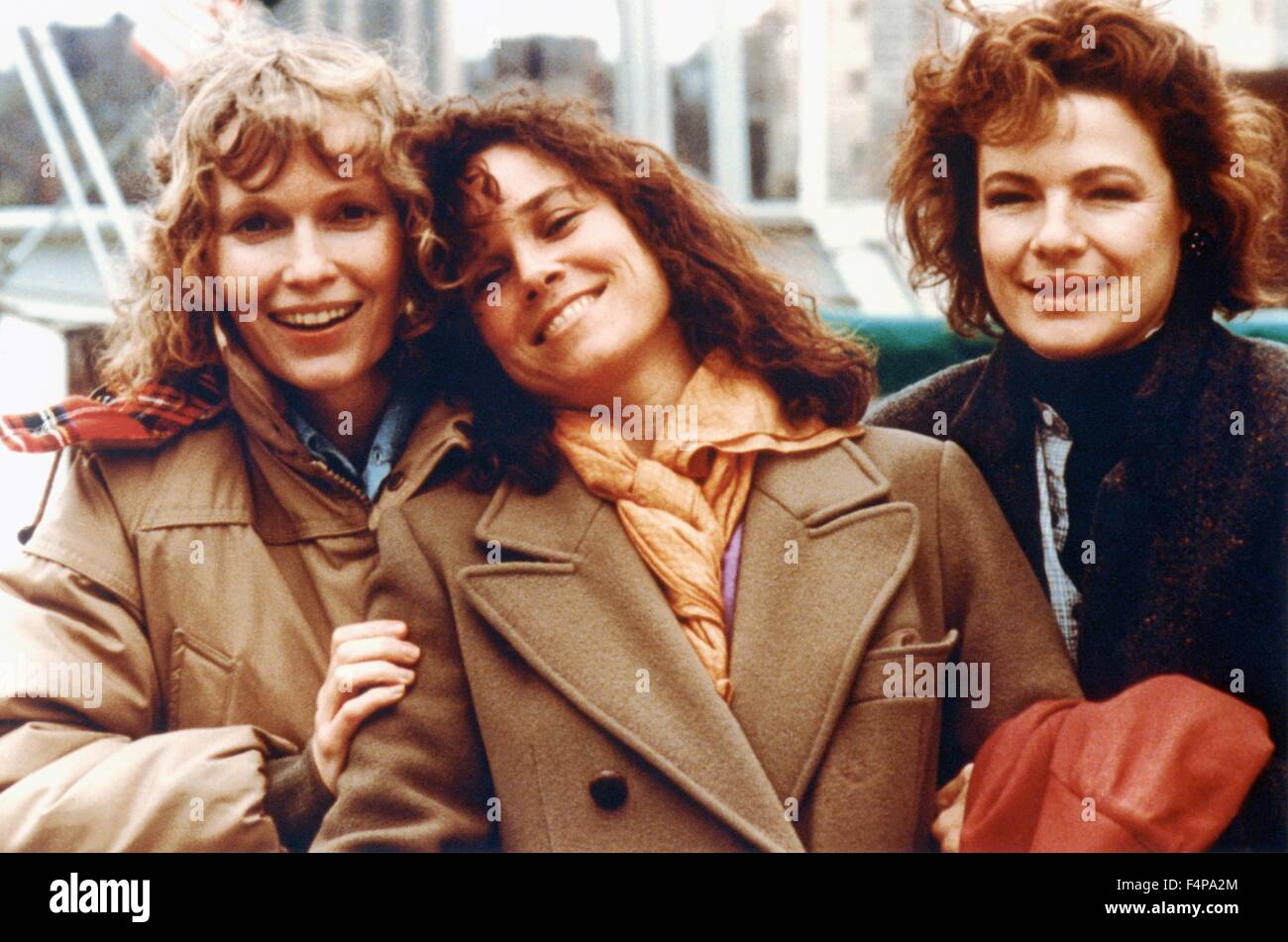 Mia Farrow, Barbara Hershey, Dianne Wiest / Hannah and Her Sisters 1986  directed by Woody Allen Stock Photo - Alamy