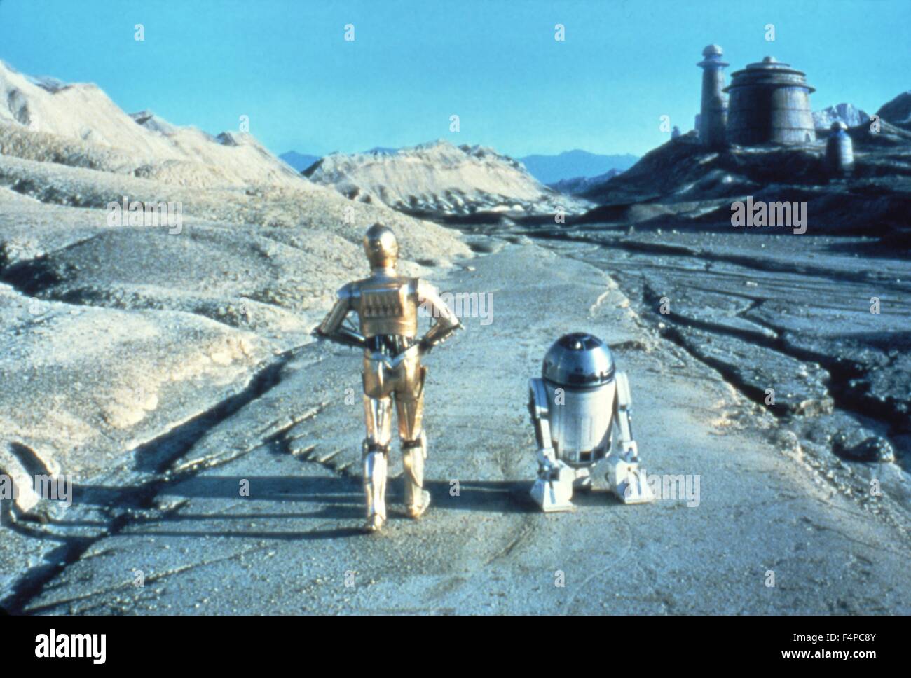 Anthony Daniels, Kenny Baker / Star Wars - Return Of The Jedi 1983 directed by Richard Marquand Stock Photo