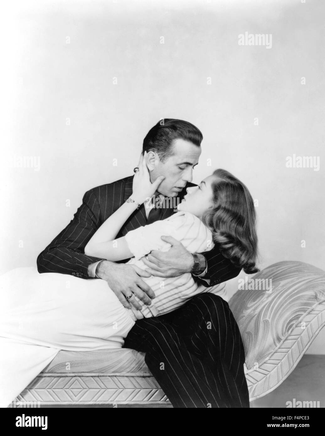 Humphrey Bogart, Lauren Bacall / The Big Sleep 1946 directed by Howard ...