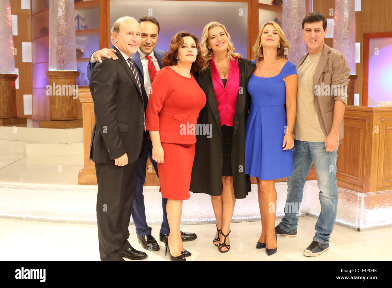 Naples, Italy. 21st Oct, 2015. The court show weblog Rai1 led by Monica Leofreddi (2R) with the other celebrities during transmission, 'Right or Wrong'. Rai 1 is the flagship television channel of Rai, Italy's national public service broadcaster, and the most watched television channel in the country. Credit:  Salvatore Esposito/Pacific Press/Alamy Live News Stock Photo