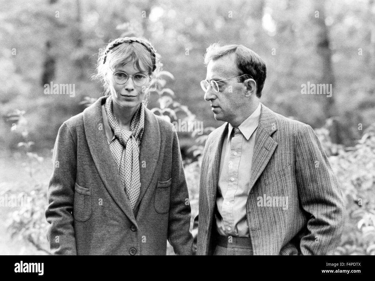 Woody Allen, Mia Farrow / Zelig 1983 directed by Woody Allen Stock