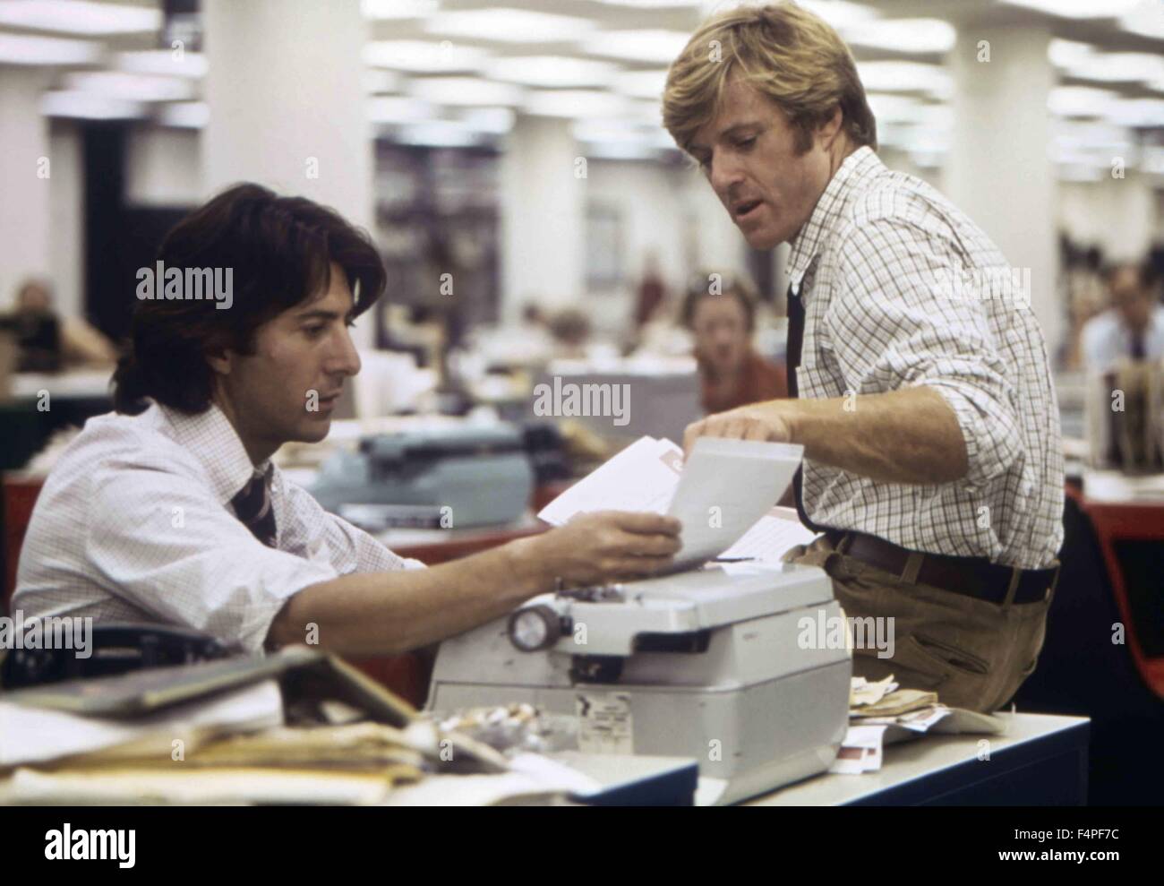 Dustin Hoffman and Robert Redford / All the President's Men / 1976