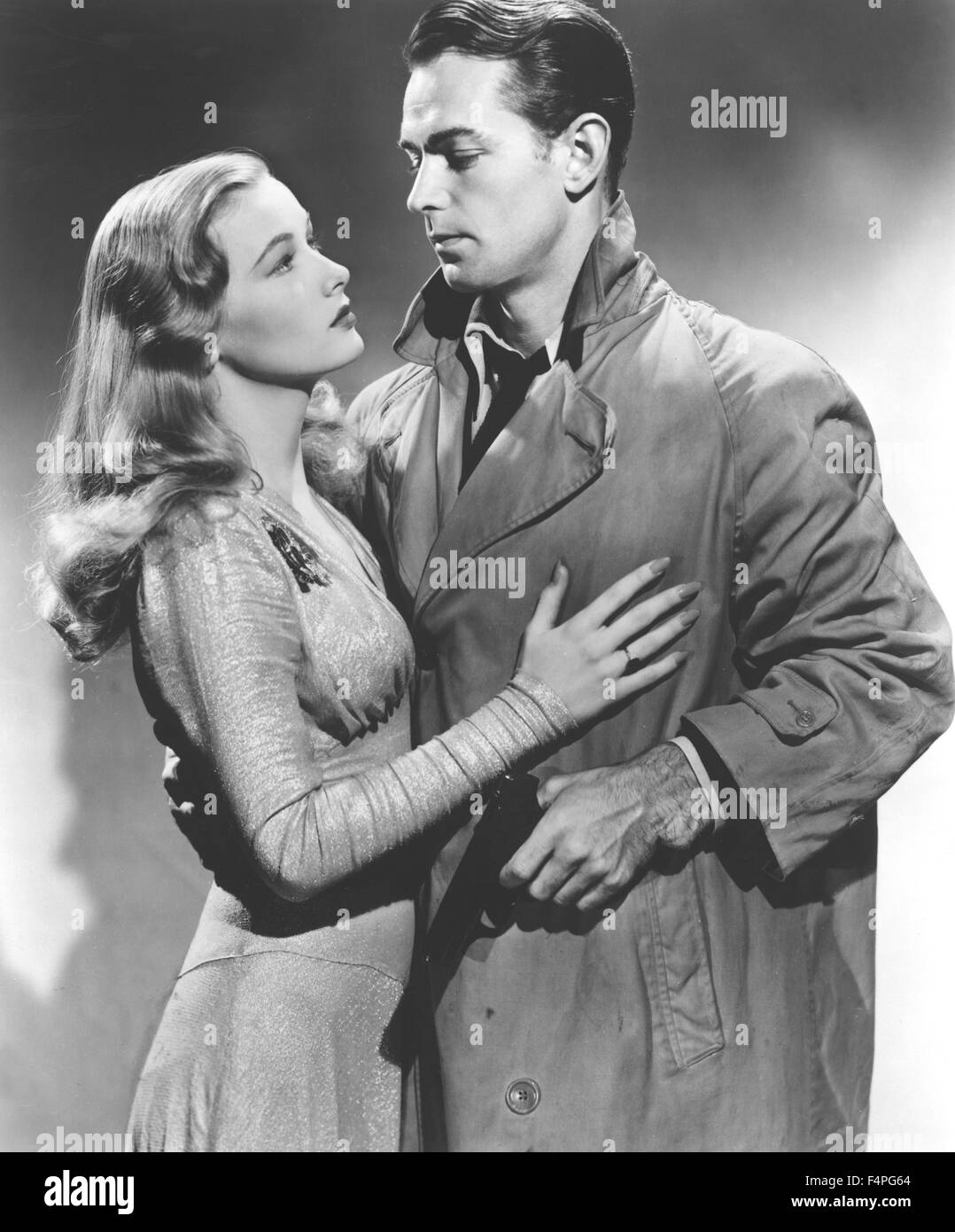 Veronica Lake and Alan Ladd / This Gun for Hire / 1942 directed by Frank Tuttle Stock Photo